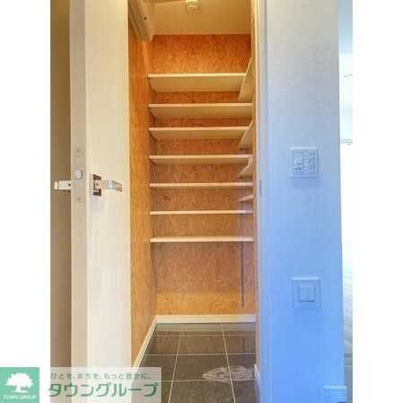 アルファスイート浦和本太フレストの物件内観写真